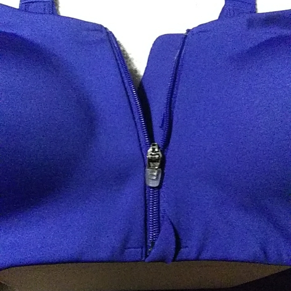 💙All in Motion yoga top💙 - Picture 2 of 7